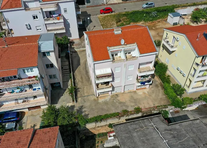 Apartment Stunning In Makarska